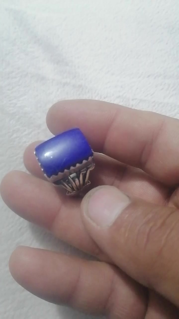 خاتم متوج بحجر لازورد قطعه مرتبه سعر 75 كربلاء متوفر توصيل
***********
