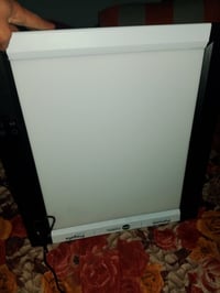 شاشة عرض • جديدة بالكارتون • توصيل مجاني