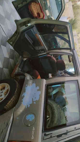 سلام عليكم اخوان جيب موديل 96 مكينه 8 بلادي هيمي كير مكينه بشرط تخم تاير جديد اكسل بشرط صدر جديد امامي خلفي سياره بلاديه بس جارده رقم ديالئ شرط تحويل سنويه نافذه  كهربائيات كله تمام للبيع او مراوس حسب لقناعه مكاني ديالئ لخالص سعر 45 بيه مجال
***********
***********
