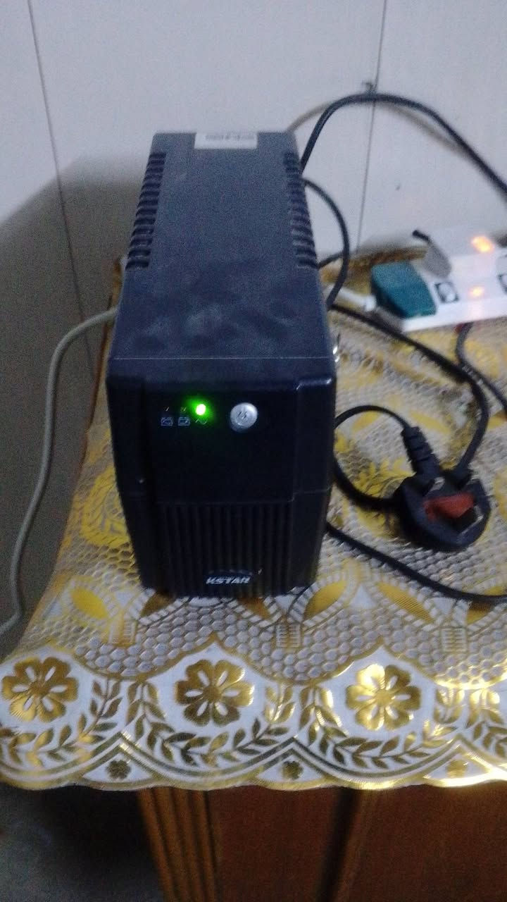 سلام عليكم.بلي 4 سليم مهكر كامل ملحقات ويجي ويا مروحيات جهاز كلش نضيف بل كارتون سعر 350  ،***********
