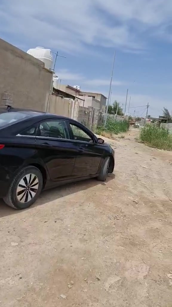 بيت للبيع طابو صرف تحويل مباشر موقع البيت حي فلسطين قرب مدرسة زهير بناء ابلوك وسقف سندويج ركن على شارعين خدمات السعر 37 وبي مجال بسيط للاستفسار الاتصال ***********
