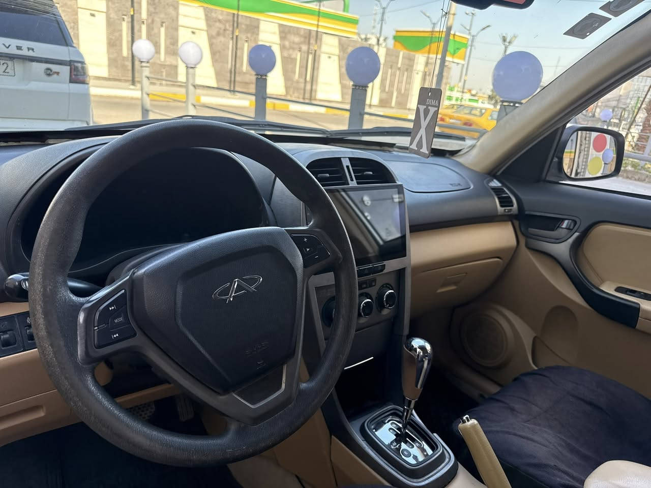 تيكو 2013
قطعه وحده صبغ 
فول مواصفات نضيفه بشكل
ممتعوبه
كير مكينه حداديه مكفولات 
تبريد ثلج
سعر 59 ورقه بيها مجال بسيط لشراي
استفسار ***********
