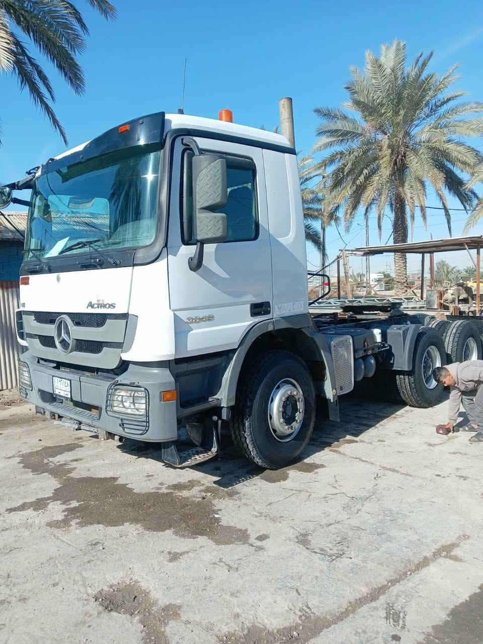 سيارة  لبيع م٢٠٠٩ معلاية ٢١ كفاله عامة ***********
