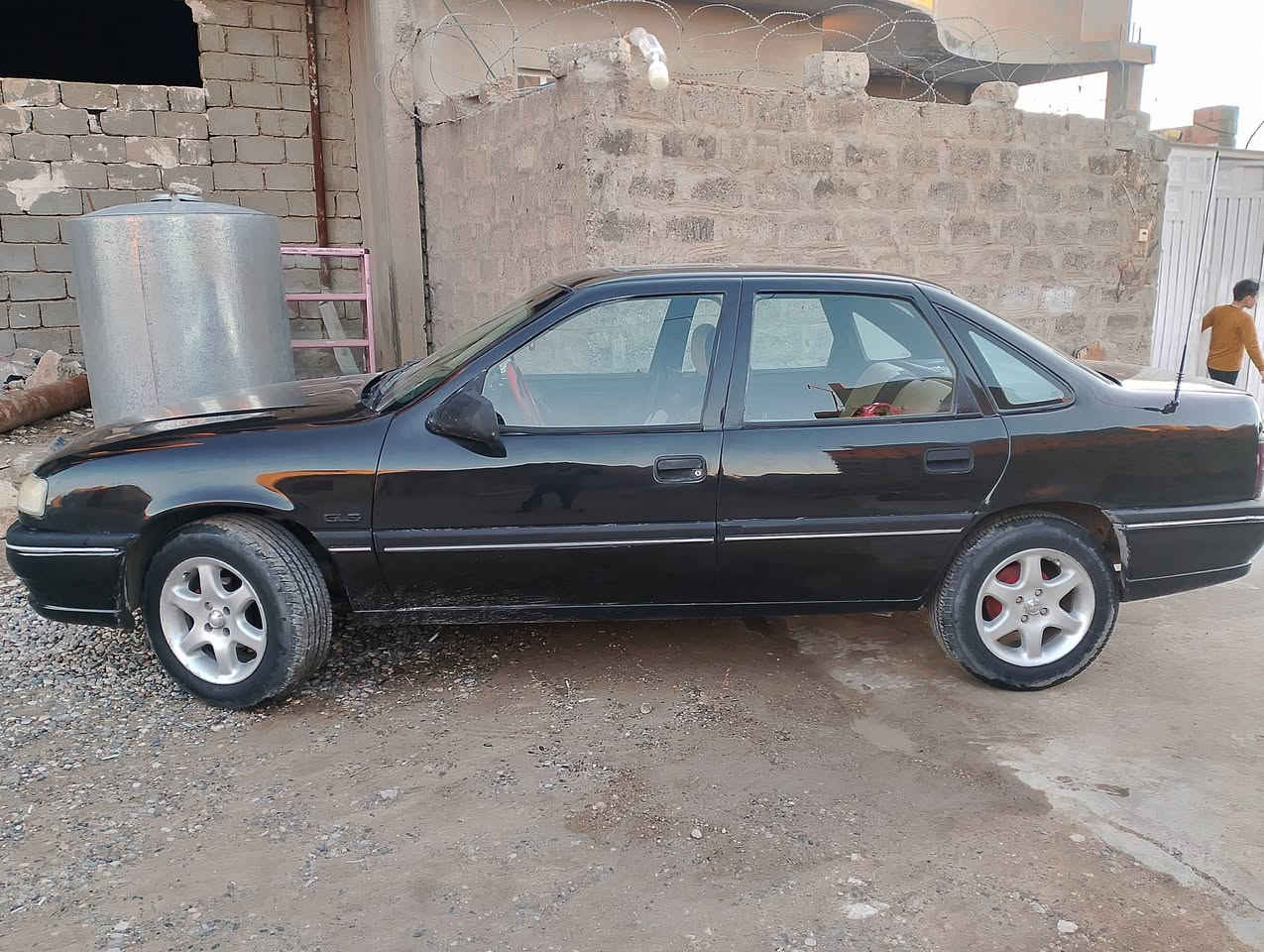 السلام عليكم 
فكترا حجم 18 موديل 91 سنوية عظم صبغ جماليه شرط الوكالة والتحويل ***********
