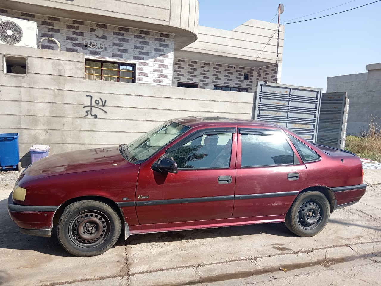 سياره فكتر البيع موديل ٩٢
سنوية ٢٠٣٠
السعر ٤٠ المكان برطله
***********
