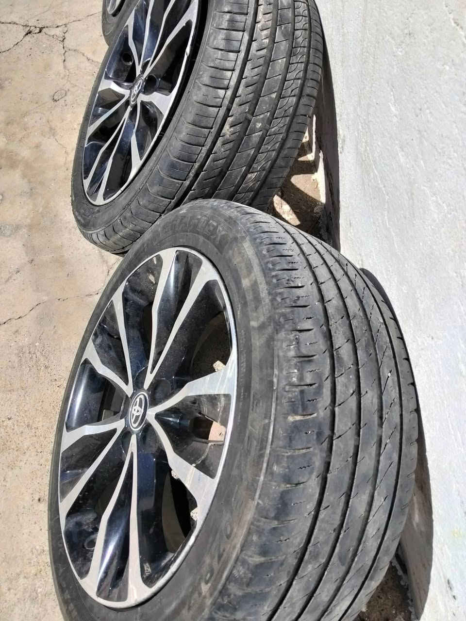 السلام عليكم ويل كروم بلادي كندي للبيع اومراوس مال كورله SE واحد بي شخوط تايرات نص عمر ***********
