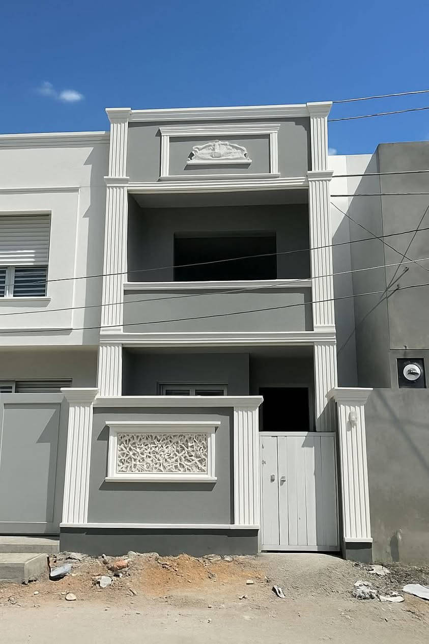 السلام عليكم، خلفه مع كادر سيراميك بورسلين كاشي ارضيات شرط كله صلايب، البخ واجهات تقطيع جدران، ترميم وتصليح المنازل المتضررة، عمل هندسي%100 درجة الالى متفرغ حالياً اي استفسار اتصل متوفر واتساب (***********).
