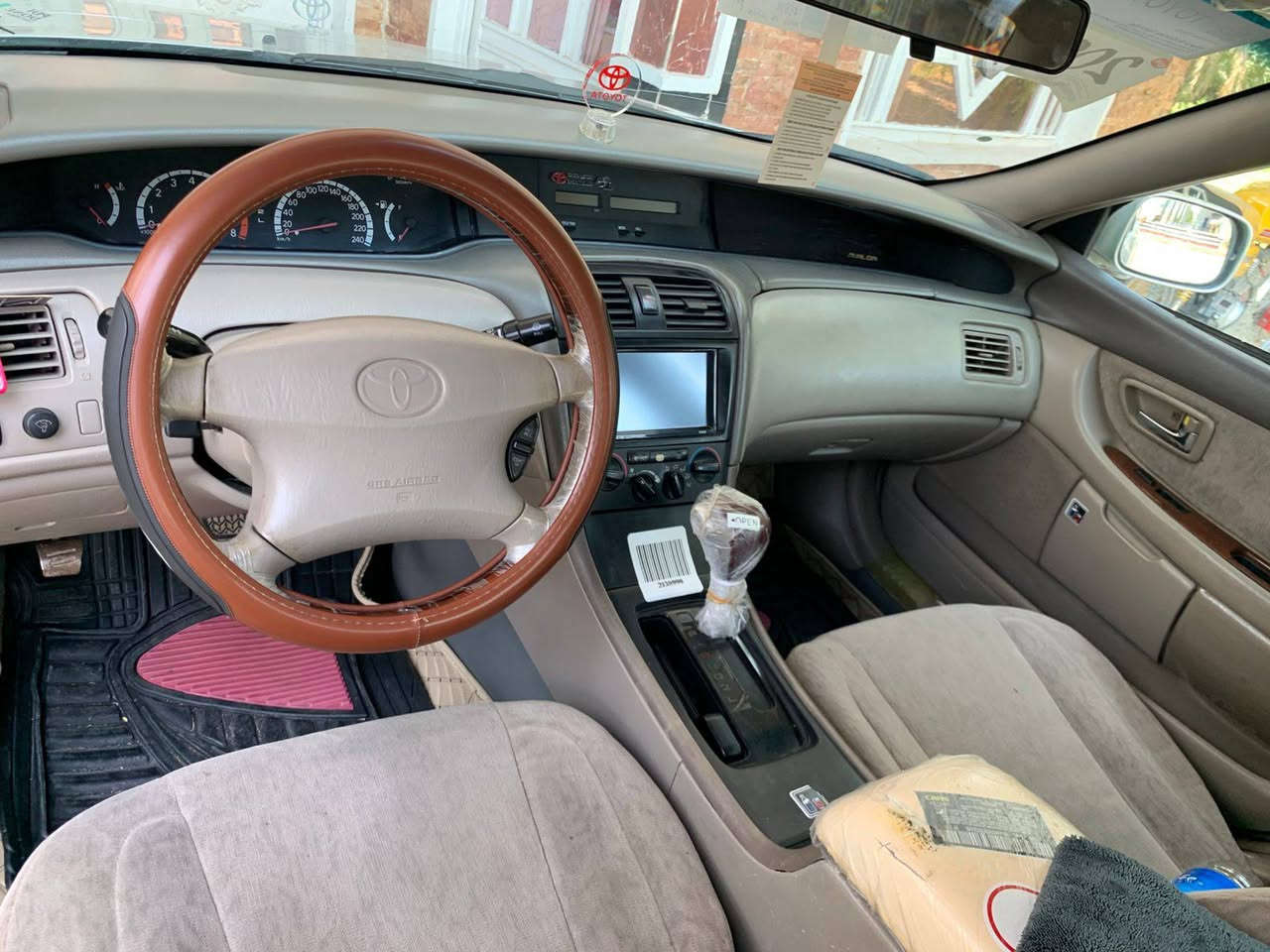 افلون 2001
خليجي سياره بلاديه 
مكفوله من الصبغ والتبديل 
فقط مكانين بارد 
كير مكينه كفاله
حداديه جديده 
جاهزه من كلشي السعر108
السياره بسمي وكاله تريد تحويل 
‭٠٧٧٢ ٣٨٧ ٥١٠٦‬
