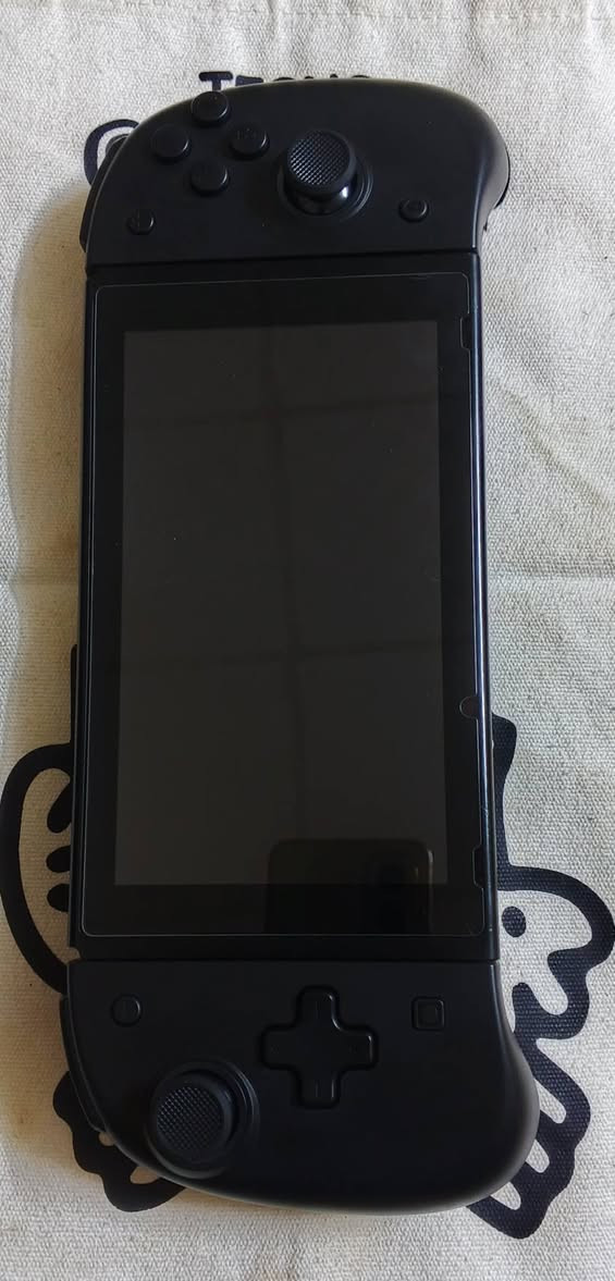 نينتدو سويتش Lcd مهكر قطعة نظامين اخر تحديث  اونلاين و اوفلاين مع ذاكرة 128 كيكا اصلية مليئة بالالعاب (ممكن تحميل الالعاب حسب الطلب) مع الملحقات و جويكونات الجهاز Hall effect مغناطيسية مقاومة للدرافت افضل من الاصليات بكثير و الجهاز مكفول من كافة المشاكل والاعطال 100 بالمئة 
السعر النهائي ٢٧٥ الف 
توصيل بغداد ٥ الاف وباقي المحافظات ٦ الاف 
للتواصل ماسنجر او واتساب او الاتصال
***********

