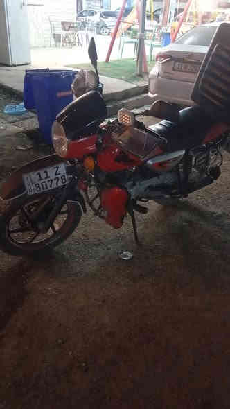 سلام عليكم 
دراجه بوكسر للبيع 
موديل 22
دراجه نضيفه ومجمبزه ومتعبك 
السعر2200وبيها مجال شي قليل 
رقم وسنويه كامله مكمله 
مكاني بغداد حي العامل 
شراي اتصل وتدلل
***********
ملاحضه الموشراي اعبرالمنشور
لتصيرخير
