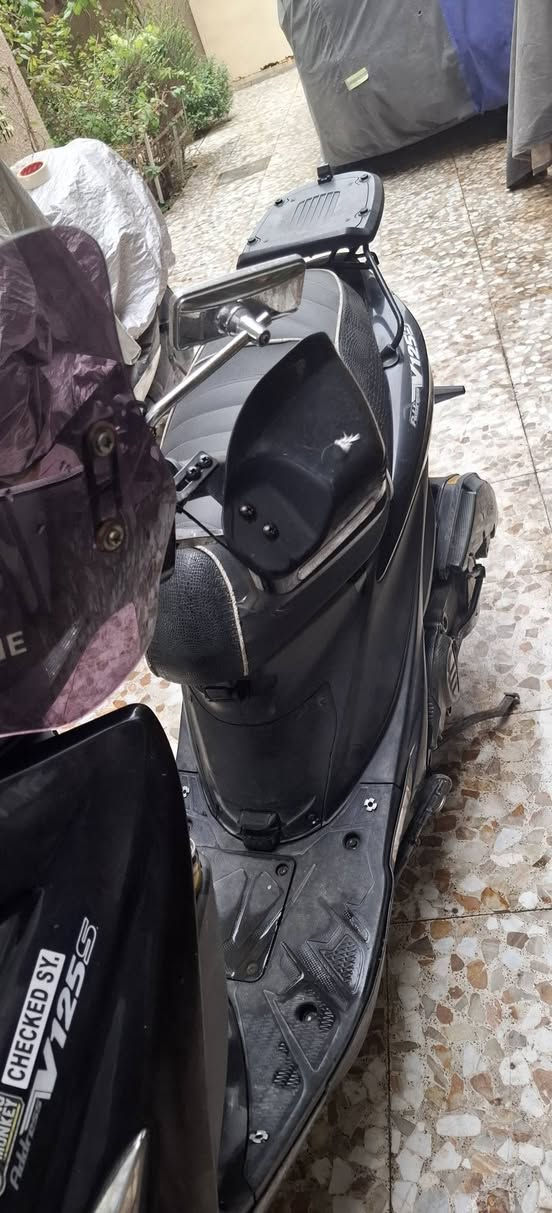 السلام عليكم 
تم تنزيل السعر متاح دراجه ناريه مرقمه بغداد ادرس سازوكي سرعه ١٢٠ نظيفه مال بيت مطلوب(( مليونيين و١٥٠ )) وبيه مجال قليل للطيبين مكاني كاظميه للاستفسار والشراي يتصل ***********
