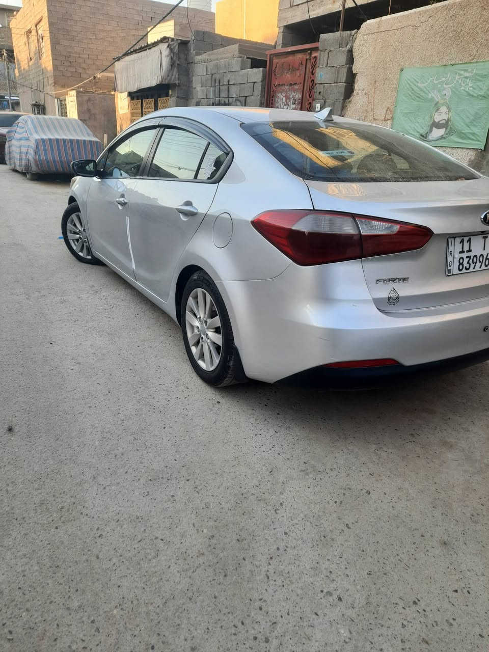 سلام عليكم  فورتي مراوس تكسي حسب القناعه بيع 95وبيهه مجال بغداد بسمي كير AT مكينه دوش تبريد شغال صدر كله جديد السياره ليبل واحد عده الجاملغ بغداد الشعب رقمي ***********
