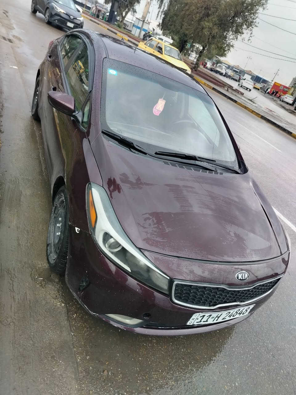 السلام عليكم
كيا فورتي أمريكي حادثهة موضح بالصور جاملغ وبنيد بدون دواخل اير باك سليم 
 السعر 115 ورقه
 بيهة مجال حك الجيه
 السياره جاهزة ترايك وين متريد
 مكاني بغداد الشعب السياره بسمي تحويل ثاني يوم
الاتصال ***********
