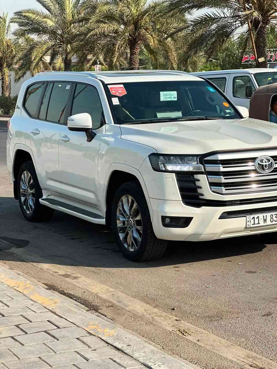 لاندكروزر 2022 GX.R توين تيربو وكالة ساس (SAS) 

* محرك V6 توين تيربو سعة 3.5 لتر.
* قوة 409 حصان وعزم 650 نيوتن متر.
* قير أوتوماتيك 10 سرعات.
* دفع رباعي دائم.
* 7 مقاعد جلد.
* تبريد وتسخين للمقاعد الأمامية.
* فتحة سقف.
* ثلاجة (Cool Box).
* شاحن لاسلكي.
* شاشة 9 إنش مع Apple CarPlay وAndroid Auto.
* حساسات أمامية وخلفية وكاميرا خلفية.
* نظام النقطة العمياء.
* 10 إلى 12 وسادة هوائية حسب التجهيز.  
* مقاعد جلد.
* تشغيل بصمة ودخول ذكي.
* مقعد السائق كهربائي.
* مكيف أوتوماتيك أمامي وخلفي.
* شاشة وسطية مع Apple CarPlay وAndroid Auto.
* كاميرا خلفية.
* حساسات أمامية وخلفية.
* مثبت سرعة.
* ثلاجة وسطية.
* شاحن لاسلكي.
* فتحة سقف.
* جنوط 20 إنش.
* إضاءة LED أمامية وخلفية
* نظام الصوت الفاخر الأعلى فئة.
* المرايا الرقمية.
* بعض أنظمة المساعدة المتقدمة للسائق.
   • ماشيه 91 الف كيلو حقيقي 
    • العنوان بغداد الشعب 
      ***********☎️
     ملاحضه السياره بارد حافه الصندوق فقط

