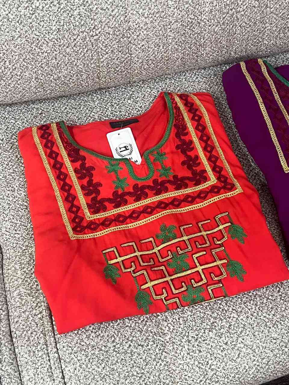 گلبيات رمضانية مصرية 
نقوشات جميلة 
متوفرة بالوان وقياسات متعددة 
وبأسعار مناسبة جداً 
يوجد توصيل لجميع المحافظات 🇮🇶


**إذا كنت صاحب هذا الإعلان وتريد حذفه لأي سبب، رجاءا أرسل رسالة إلى الدعم الفني**