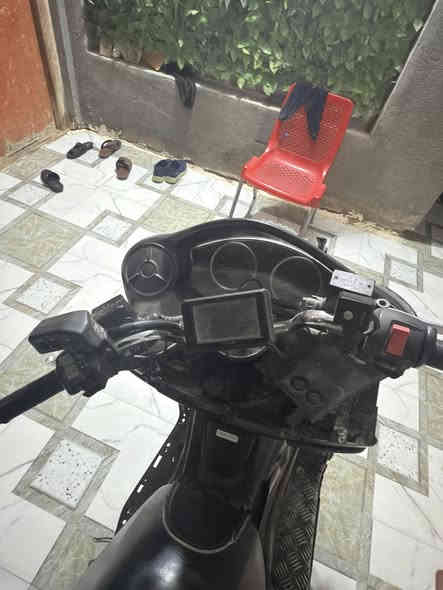 دراجه فورزه صفر عشره 0/10للبيع جاهزه وشغاله مكينه مكفوله غراضه موجوده والكفرات موجودات نقصهن بس الغود الاماميات 
المكان ميسان قضاء الميمونه 
رقم الهاتف ***********
السعر ٧٥٠
