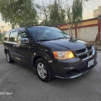 للبيع سعر 128$ دوج كرفان  موديل 2012 ماشية 163 ألف محرك ٦سلندر حجم ٣٦٠...