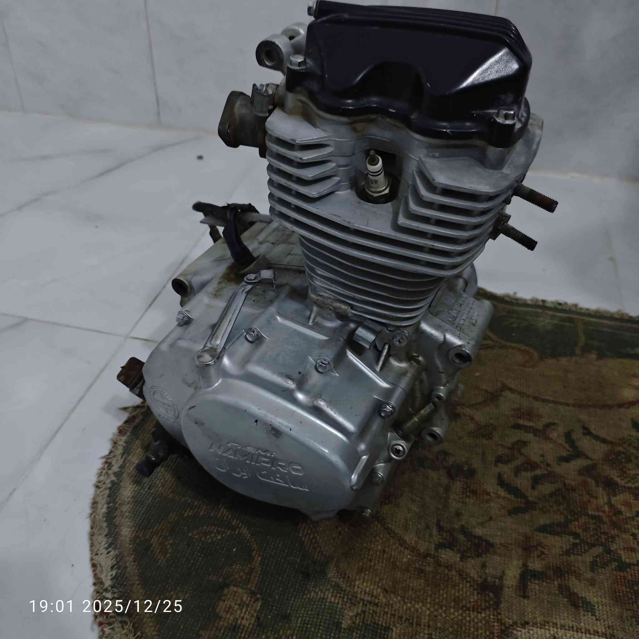 سلام عليكم 
غراض للبيع 
محرك نامي برو محسن ٢٠١٩ ما بي عيب شغال سعر ٨٠ 
شفقة مال دشبول سعر الوحدة ٥ 
دسك امامي رياضي سعر ٥ 
دواسة مال محرك ما بيه اي عيب كاملة سعر ٧ 
ماشة ناقصه بس بوش سعر ٥
خرج نضيف سعر ٥ 
دوسه مال ورة سعر اللف
واقيه مال جاملغ سعر الف
راسطه مال هورن سعر الف 
علامه نامي برو وراسطه كاملة ب٣
هندر سعر ٤
راسطه مال اشاير ورة بالفين 
كابريتر ١٢٥ ب٣
دشلي كدام ب٢ 
هلال + طوك + ستدات مال صالنصه ب٣
يدة مال بريك امامي + يدة مال كليج الوحدة بالف 
مرايات نضاف سعر ٥ 
شراي اتصل او علق اطيلك خاص ***********
