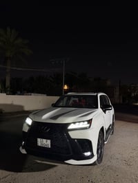 لكزز للبيع لكزز ساز   LX700 Fsport  موديل 2025  كفالة عامة  تحت الضمان...