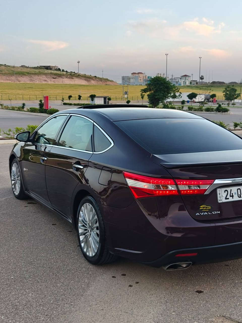 Toyota Avalon2013

🛑 تويوتا افلون2013 وارد خليجي 
🛑مواصفات :-لمتد  يعني فول فول مواصفات 🔥
🛑اللون :- ماروني مميز 

              المواصفات👇
🛑فتحة سقف
🛑تشغيل عن بعد
🛑كشنات جلد 
🛑بصمة وابواب هم بصمة 
🛑كشنات تبريد وتدفئة
🛑حساسات امامية و خلفية
🛑شاشة
🛑كامرة
🛑اشاير بل مراية
🛑تبريد قطعتين
🛑اضواء تريح عند الاقتراب
🛑مثبت سرعة ذكي ( التحذير عند مغادرة المسار )

السيارة مكفولة كفالة عامة بدون صبغ شرط🔥 
مكينة محرك شرط 
سيارة نضيفة وجاهزة ما تحتاج اي مصرف
السعر :-177 وبيها مجال للشراي 

🛑مكان السيارة :- دهوك
 🛑الشراي يتصل على الرقم 
***********
