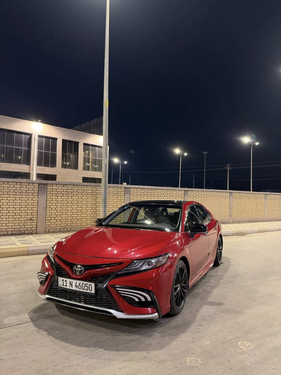 السلام عليكم 
تويوتا كامري 2022
فئة XSE
ماشية 78الف حقيقي 
فوال مواصفات من كلشي 
لون آحمر
كشنات كهرباء اثنين 
وكشنات تدفئ وتبريد
شاشة كبيرة وتحكم لمس 
نظام النورماني 
ونظام ألايكو 
ونظام الاسبورت 
بنراماا ولايت زنون ولدد ابيضّ 
ورادارت جوانب 
كشنات جلد 
دبل اكزوز 
محرك 4 سلندر بانزين مو هايبرد 
رقم بغداد هزة وسنوية جديدة تحويل ثاني يوم 
حادثة جاملغ وباب فقط بدون تبديل فقط مصبوغات 
بدون دواخل بدون ايرباك ايرباكاتة كلة سليمة 
رقم الهاتف ***********
