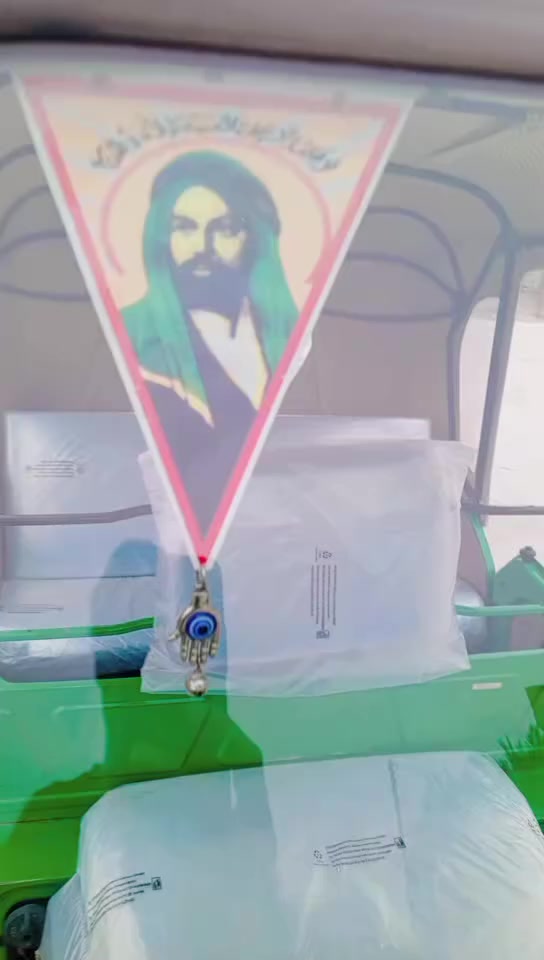 سلام عليكم تكتك للبيع 22 كفاله من صبق معجون رقم ذي قار مداور ثاني يوم مكان الناصرية  قضاء دوايه سعر 8500 خابر وتدلل ***********
