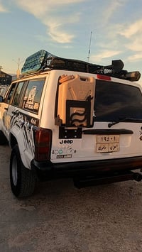 شباب جيب شيروكي نظيف رقم دهوك موديل 92 محدث 2000 للبيع السعر 55 ورقة و...
