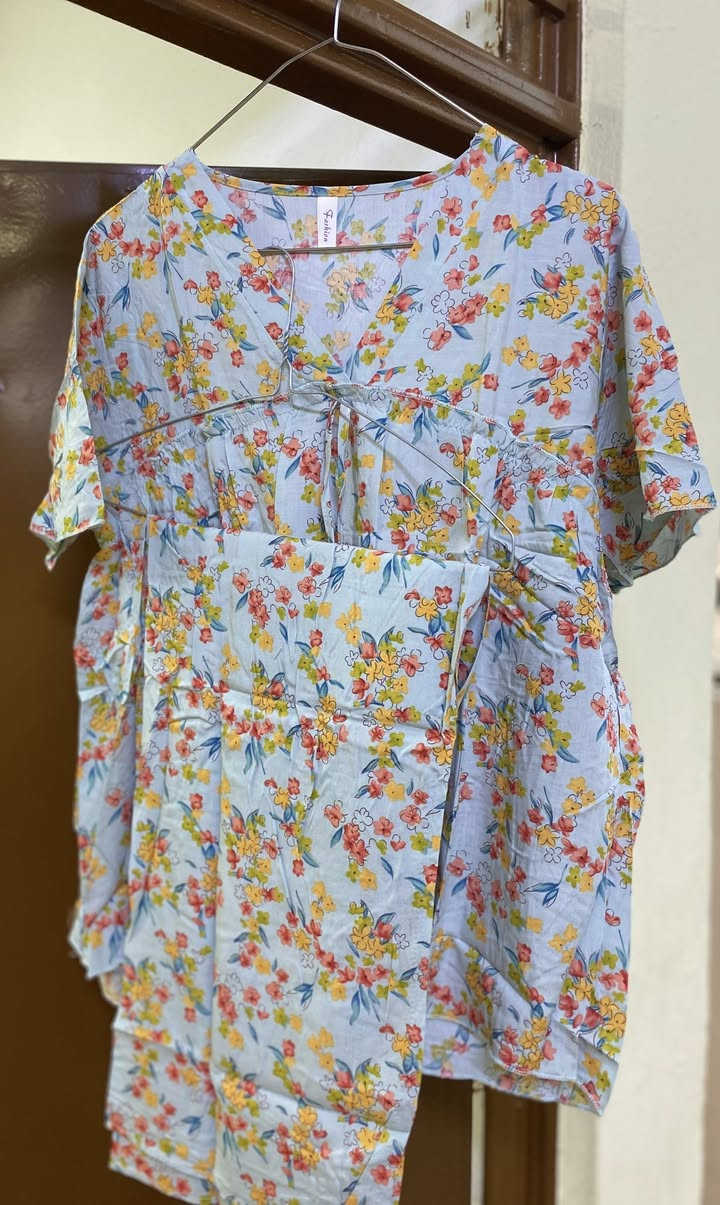 مرحبا بنات ❤️
توفرت من جديد بجامه كريشه + كشمير 
قياسات ❤️‍🔥
سعر القطعه 10 الف فقط توصيل مجاني✅
الي تحب تحجز تتواصل ويايه خاص😘


**إذا كنت صاحب هذا الإعلان وتريد حذفه لأي سبب، رجاءا أرسل رسالة إلى الدعم الفني**