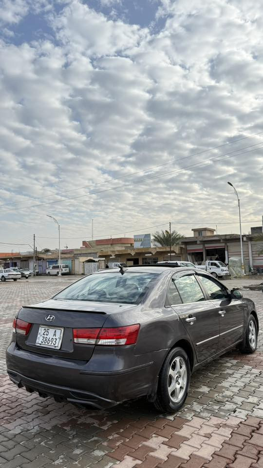 السلام عليكم للبيع فقط
هونداي سوناتا 2010 وارد أمريكي فول مواصفات لميتد 1/1 رقم كركوك دولي مشروع وطني شرط تحويل ثاني يوم محرك V6 حجم 3300 محرك و كير شرط مكفولات تخم تاير صدر خلفي و امامي جديد باتري جديد تبريد ثلج السياره ضرر أمريكا جاملغ خلفي  السياره مكفوله من لغود و شواصي و تكم و صار بيهاا جراد و اني بيدي صبغتها حزام بدون دواخل السياره جديده و مال جناي شرط ترايهاا زيرو وين ما يعجبك اطلع بيهاا 
المكان صلاح الدين 
السعر 90 وبيهاا مجال للطيبين و اعتذر عن الاقساط و الوعده و اللي يحب تفاصيل اكثر الاتصال على الرقم 
***********
***********
