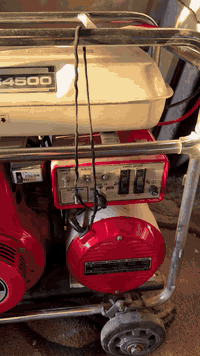 متاح مولده هوندا ياباني مال الاسواق المركزيه مال الثمانينات4500 بعده على وضع الشركه جديده 
مشتغله شي قليل يعني انتيكا على الفحص الشراي 
يخابرني ***********
