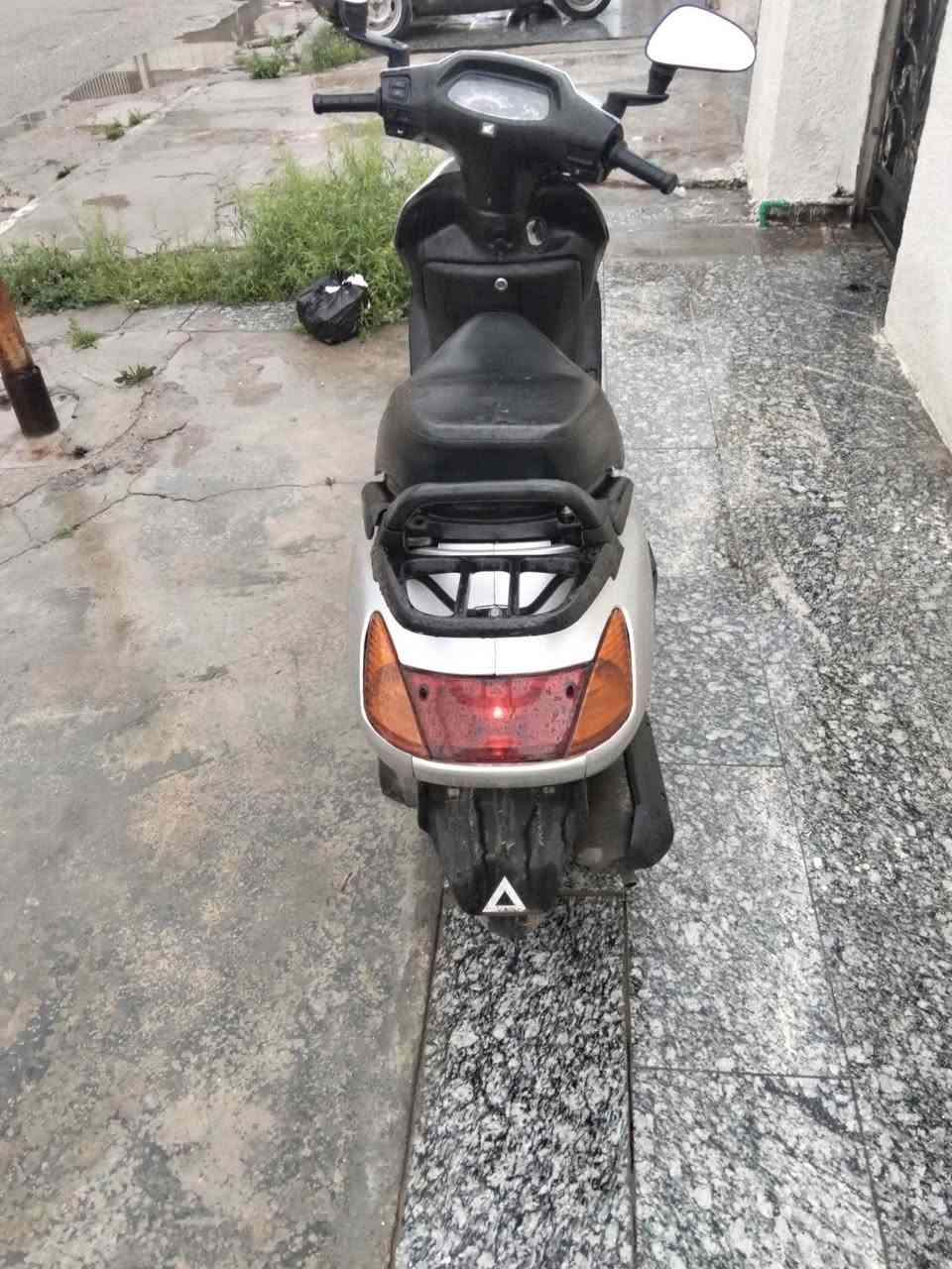 سلام عليكم
هوندا سبيسي رقم بغداد للبيع سعرهه 2500 مليون مكان شارع فلسطين 
***********
