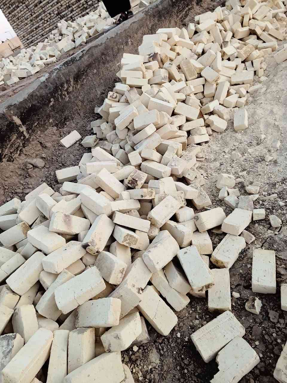 بسم لله الرحمن الرحيم    الى  الزبائن *********** الكرام  نقدم لكم  تجهيز طابوق الطيب  عدد السكس  8000الف طابوكه وزيادة 600 / وعدد التك 4000الف  وزيادة 300 الطابوق المتوفر
انجكتر ✅ بيرنه ✅ درجه اولى ✅ ويوجد كسر درجه اولى 
لكافة انحاء البصره. والعماره   [] حسب الطلب 
للاستفسار  والاتصال مع واتساب [] او  مراسلة الصفحه ////         متواجدين 24 وعشرين ساعه[] لمكان ميسان [] *********** [] انواع الطابوق وكلمن وسعره
موجود واتساب
