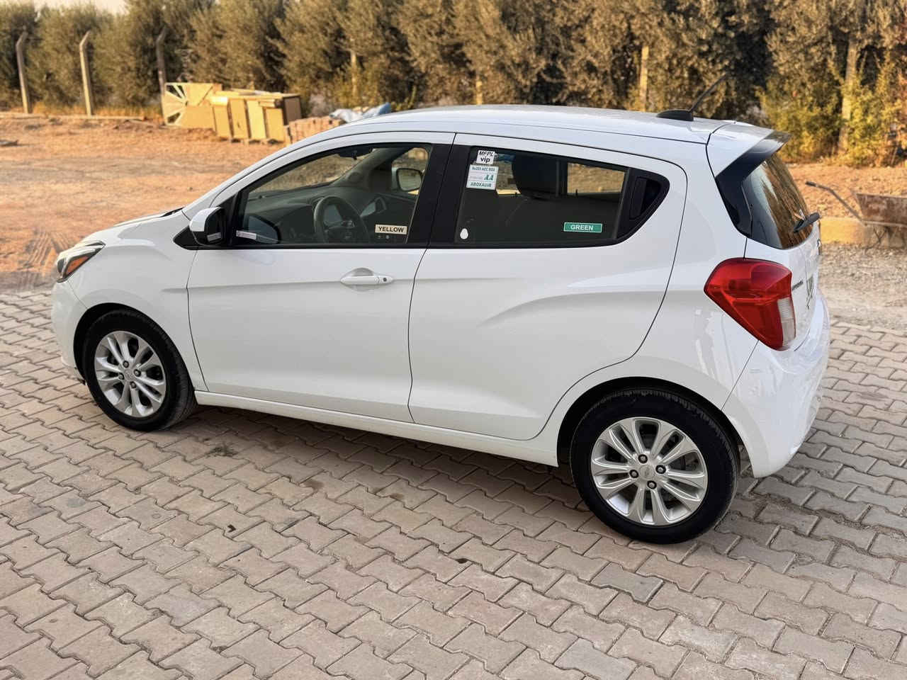 سلام عليكم شوفرليت سبارك موديل 21رقم اربيل سنوية جديدة سياره (كير عادي )سياره مكينه جبيره  سيارة مواصفات كامرا لايت عدسه سياره جاهزه السعر80مكاني كركوك استفسار اتصل ***********
