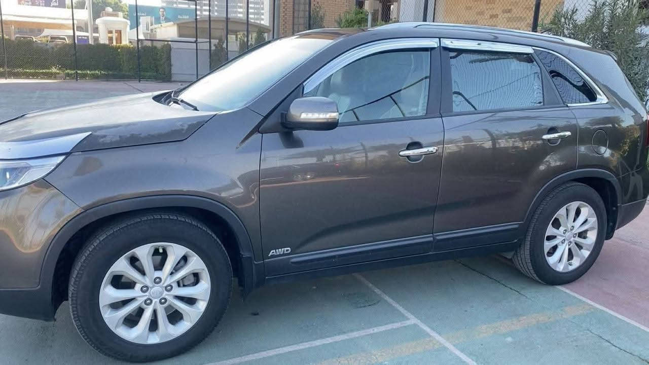 تحيه طيبه السلام عليكم
كيا سورنتو 2014

فول مواصفات فئه eX

عداد 127 ميل 

مكينه 6 سلندر 3300 ,

بصمه تشغيل 

بصمه ابواب 

تحكم ستيرن 

حساس خلفي 

شاشه كامره 

داخل جلد أصلي 

مري شفط 

ترحيب على بعد 

فور ويل 4x4 

رادارات أمامي 

تحديد مسار 

قيادة ذاتي 

كشنات كهربائية 

7 راكب 

ويل كب 

كشنات تدفئه تبريد 

أناره داخليه

8 ابرياك  لا يت زنون 

علامة ترحيب ،KIA

شاحن وإير لس 

نقطه عمياء 

فول مواصفات 

حادث موضوح بسيط ضرر مزده شويه من جاملغ 

شرط بدون داخل او ابرياك 

وضع الشركة 

رقم بغداد باسمي تحويل مباشرة سنويه لغايه شهر 11
 2026 

السعر 166 ورقه وبيها مجال قليل حك تقدير 

أي استفسار 

*********** 

مكان بغداد كرخ
