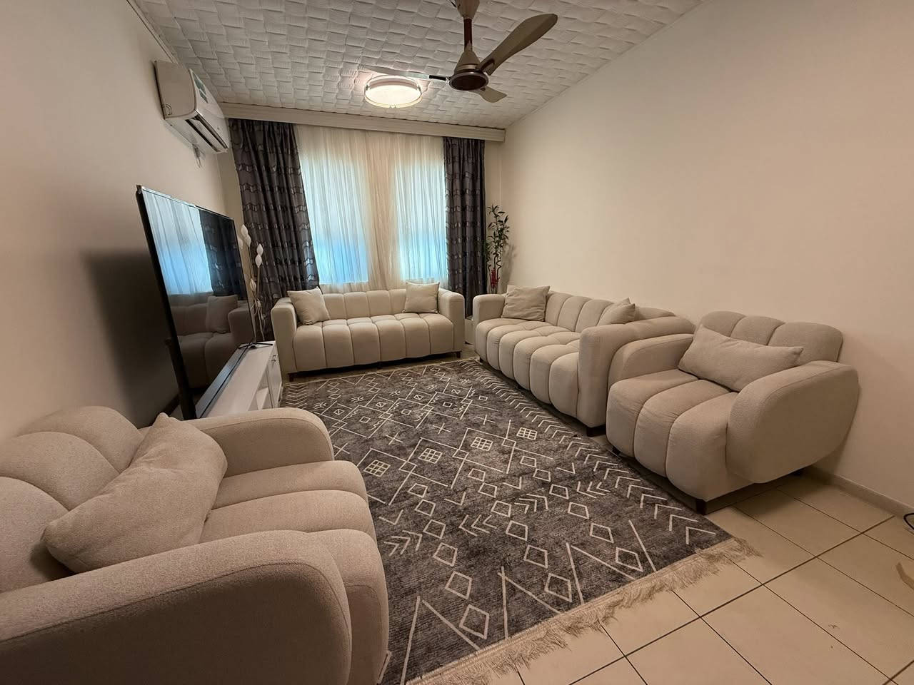 تخم ٨ مقاعد جديد السعر ٧٥٠ قابل لتفاوض


**إذا كنت صاحب هذا الإعلان وتريد حذفه لأي سبب، رجاءا أرسل رسالة إلى الدعم الفني**