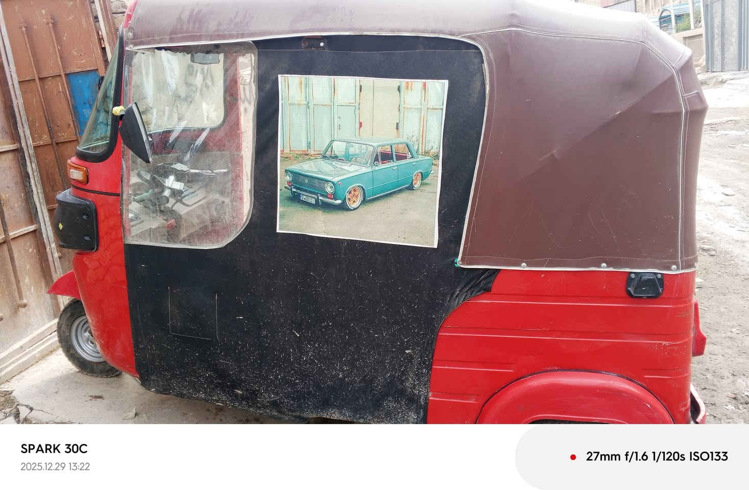 موديل 18 للبيع ولا تبخير ولا تنقيص توك توك جاهزه للشارع بغداد مكان الشعب السعر اربع ملايين ونص قفل الاتصال على الواتساب ***********
