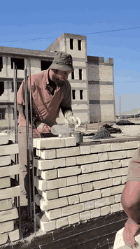 كادر خلفات بناء • خلفات بناء • عمال بناء