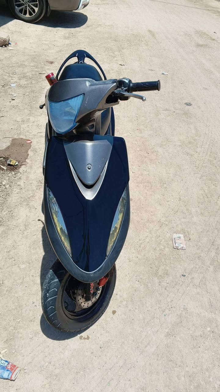 ماكس كلشي شقال سلف هندر لايت عالي وناصي هورن سكنات بريكات وره وكدام قفل جنطه قفل ستيرن تايرات جدد مكينه خرسه السعر ٦٥٠بيه مجال نكره سلف تشتقل الدراجه مفتوحه مره وحده


**إذا كنت صاحب هذا الإعلان وتريد حذفه لأي سبب، رجاءا أرسل رسالة إلى الدعم الفني**