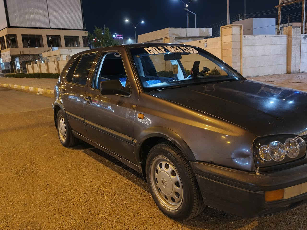 السلام عليكم
كولف للبيع موديل 1992 كير اوتو محرك 2000 السياره مصبوغة للجماليه تبريد شغال جام كهرباء السياره ما ناقصه شي 

موقع السياره الانبار الفلوجة

السعر ( 46 )  بيه مجال بسيط

*********** اتصال فقط
