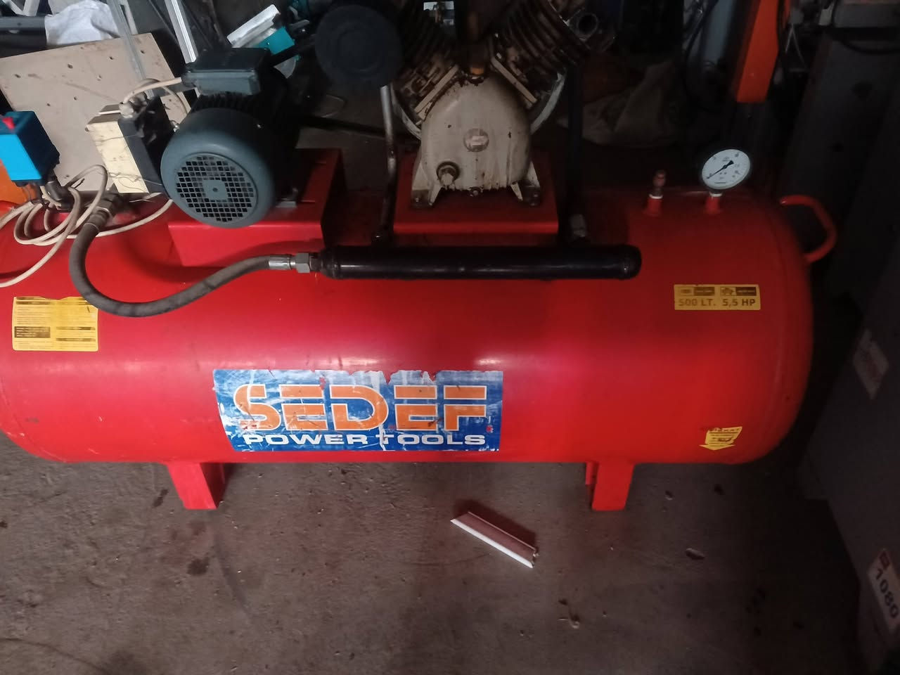 للبيع كمبريسر
500لتر ثري فيس تركي 
***********
***********
