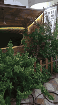 السلام عليكم متوفر دار طابو زراعي المساحه ٢٧٢ بناء نظيف عنوان كراغول شارع زين العابدين قرب كافتريه ابو عمار قريب على شارع الرئيسي مقابل حي الصناعي البيت فارغ حاليا محتويات غرفتين نوم وصاله وكلدور ومطبخ  وكراج سياره كبيره وحديقه البيت جاهز استلام مباشر السعر ١٢٥ بي مجال لشراي  للاتصال 
***********
***********
