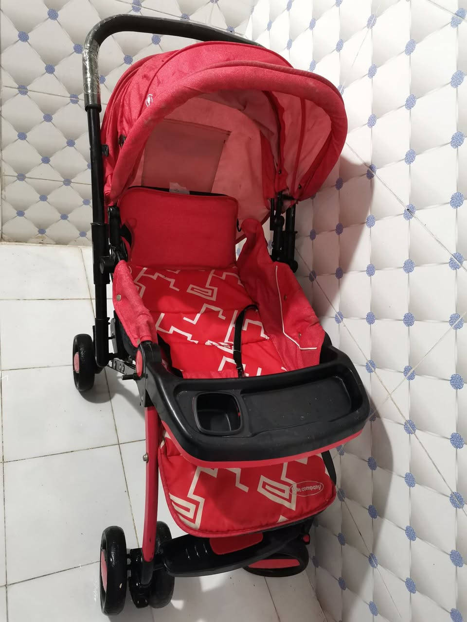 للبيع عربانة اطفال ماركة حجم كبير تتحمل 5 سنوات جلوس و منام و تطبك 

يوجد توصيل


**إذا كنت صاحب هذا الإعلان وتريد حذفه لأي سبب، رجاءا أرسل رسالة إلى الدعم الفني**