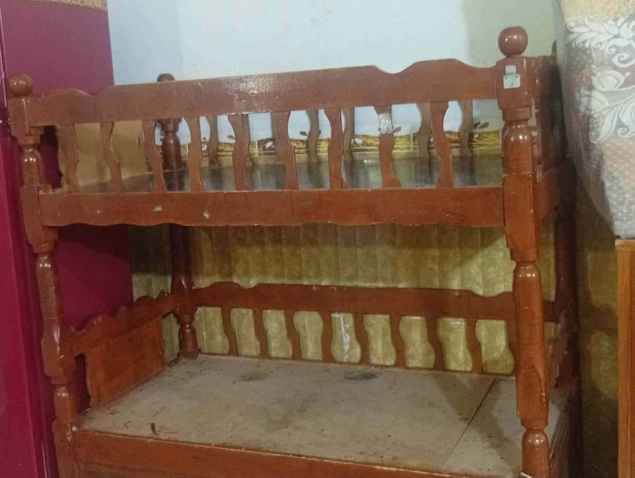 مكلفه بالنشر لاستفسار اكثر راسلوني انطيكم حساب راعيتهن 
جربايه لحد عمر ٧ سنين سعرها ٧٥ نجاره كلش قويه 
غرفه بيها أضرار بسيطه يردوها ب ٢٥٠ وبيها مجال


**إذا كنت صاحب هذا الإعلان وتريد حذفه لأي سبب، رجاءا أرسل رسالة إلى الدعم الفني**