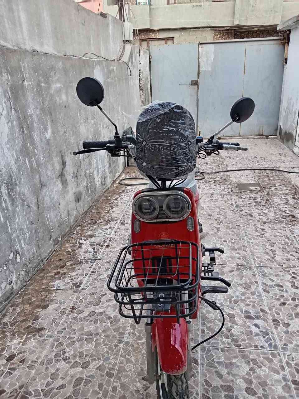 دراجه شحن للبيع
بدون بطاريات 

خمس بطاريات دبل
60v
20A
سرعه الr9
يمشي مسافات طويله مايصرف شحن
فقط بطاريات  مابي  
دراجه حلوه وسريعه وبيها جنطه وسطيه وخلفيه 

بشكد تفيدكم لاتكسرون بيها هواي


**إذا كنت صاحب هذا الإعلان وتريد حذفه لأي سبب، رجاءا أرسل رسالة إلى الدعم الفني**