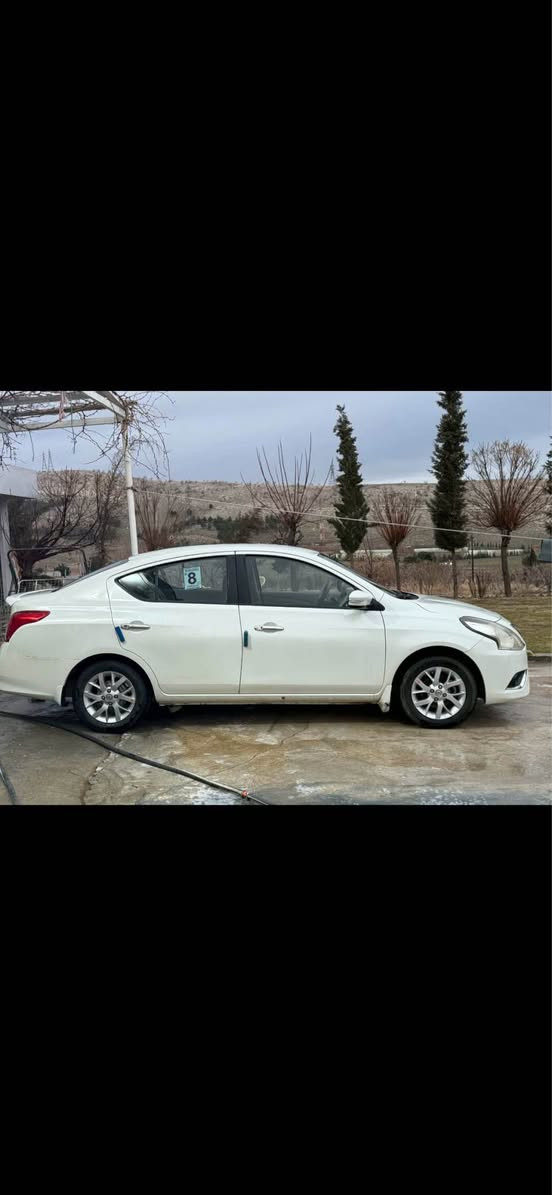 لاكشميباي مؤديل 2016 مواسةفات فول بئ بؤياغ سةنةوى تا 2028تازةيه 150هةزار رؤيشتوه بةناو خؤمةوةيه  سعري 110 معامةلةيةكي كةم ژمارةي موبايل *********** شمشمل, السليمانية
