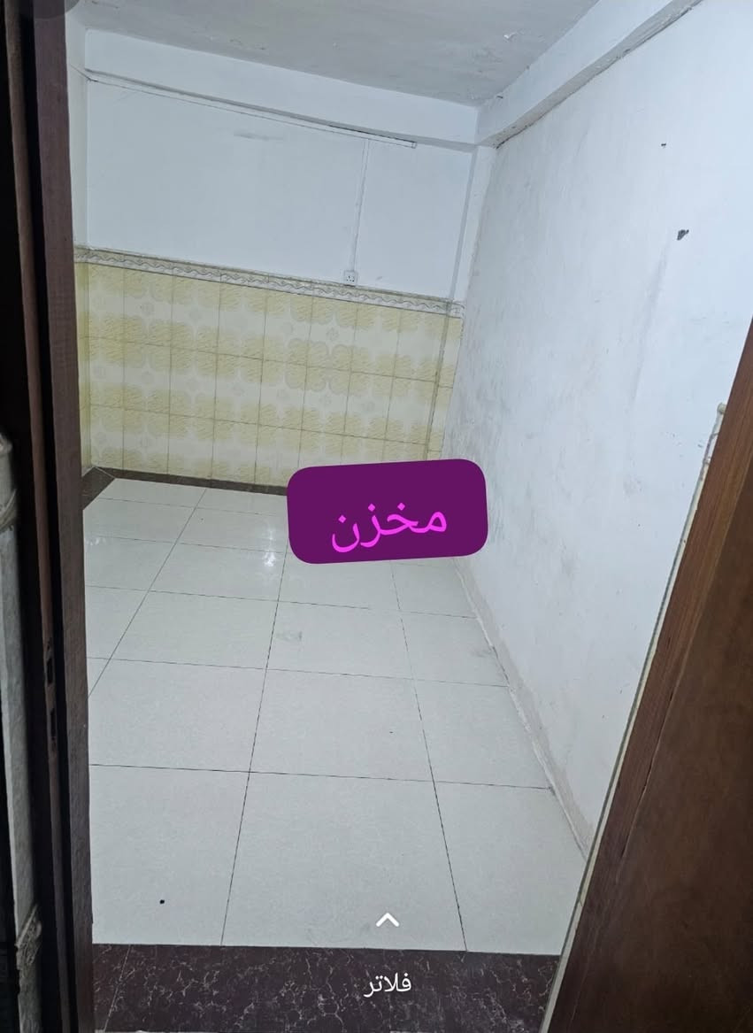 سلام عليكم مشتمل اللايجار متكون من غرفتين وصاله وصحيات بيت حديث غريب عله شارع عام جمعيات رابعه مقابيل حي بغداد 550
***********
