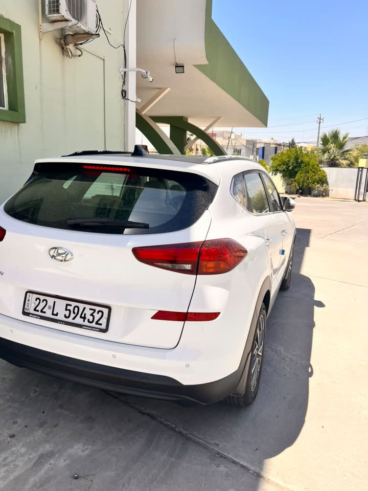 � للبيع توكسن 2020 — نظافة ومواصفات مميزة 🔥
🚘  توكسن 2020
✅ رقم أربيل الجديد
✅ ماشية فقط 39 ألف كم
✅ كابون بانزين
✅ بانوراما
✅ بصمة تشغيل ودخول
✅ كشنات كهرباء
✅ شاشة أصلية
✅ كاميرا 360
✅ حساسات أمامية وخلفية
✅ لايت زينون + 5 عدسات
✅ يدات نيكل

✨ السيارة بحالة الوكالة، استخدام شخصي ونظافة عالية جداً.
✨ جاهزة للفحص بأي مكان وتستحق المشاهدة.

📞 
 ، التواصل على الرقم ***********
