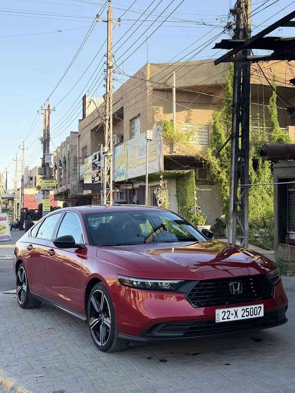 السلام عليكم اكورد سبورت فول 2024
بجم كبس بدون ايرباك 

طخه خفيفه جاملغ وباب بدون دواخل نفسهن عمرتهن وصبغتهن 

رقم اربيل قبل 15 يوم ترقمت بسمي 

ماشيه 32 الف سياره جديده مشي امريكا 30 

سياره فول وخير من الله مكانها بغداد حي العامل 

سعرها 200 وبيها مجال قليل جداً 

***********
