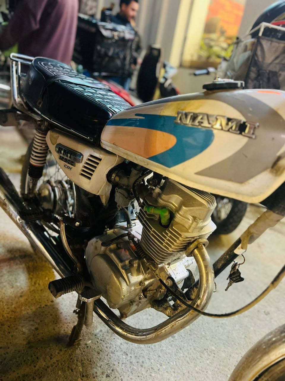 السلام عليكم نامه اصلي مديل 22 اوراق كامله مكمركه كبل ترقيم بلاد مامفتوحه بس تفيلس وكلجات اذا مفتوح برغي غيرهن تااخذه وتروح بلاش شراي اتصل +964 785 133 3275


**إذا كنت صاحب هذا الإعلان وتريد حذفه لأي سبب، رجاءا أرسل رسالة إلى الدعم الفني**