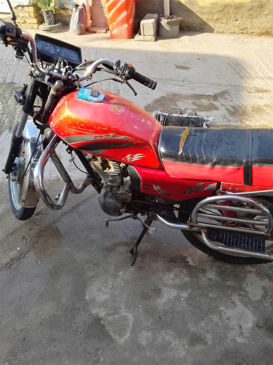 فيوم لبيع رقم ابيض   سعر 400 مكان كوت حي لجهاد استفسار***********
